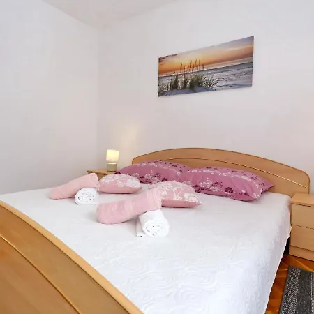 Sime - Srd441 Apartment *